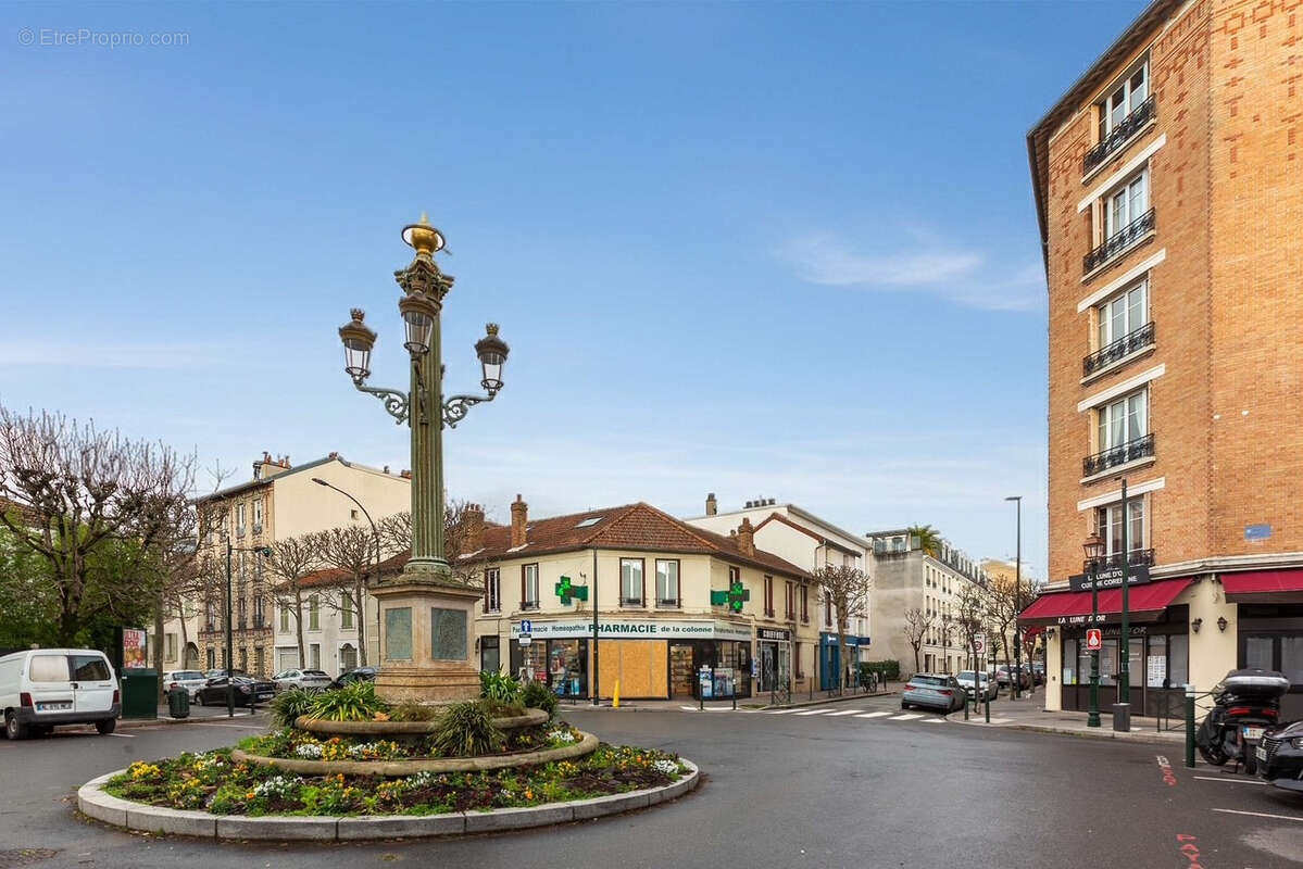 Appartement à LA GARENNE-COLOMBES