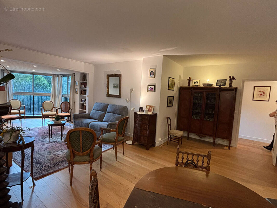 Appartement à LE CHESNAY