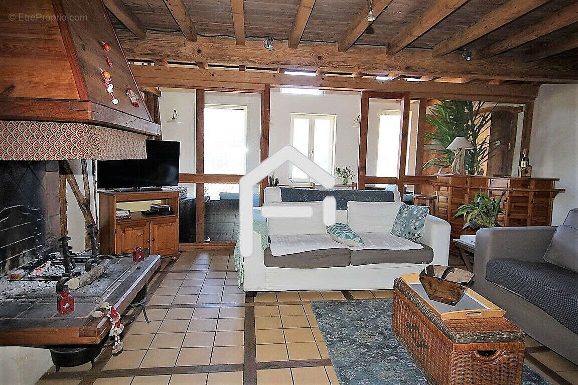 Maison à LA BASTIDE-DE-SEROU