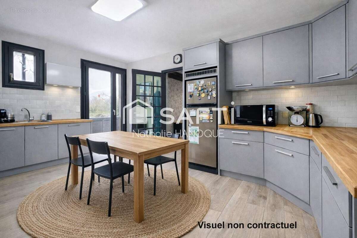 Photo 8 - Maison à HOUDAN