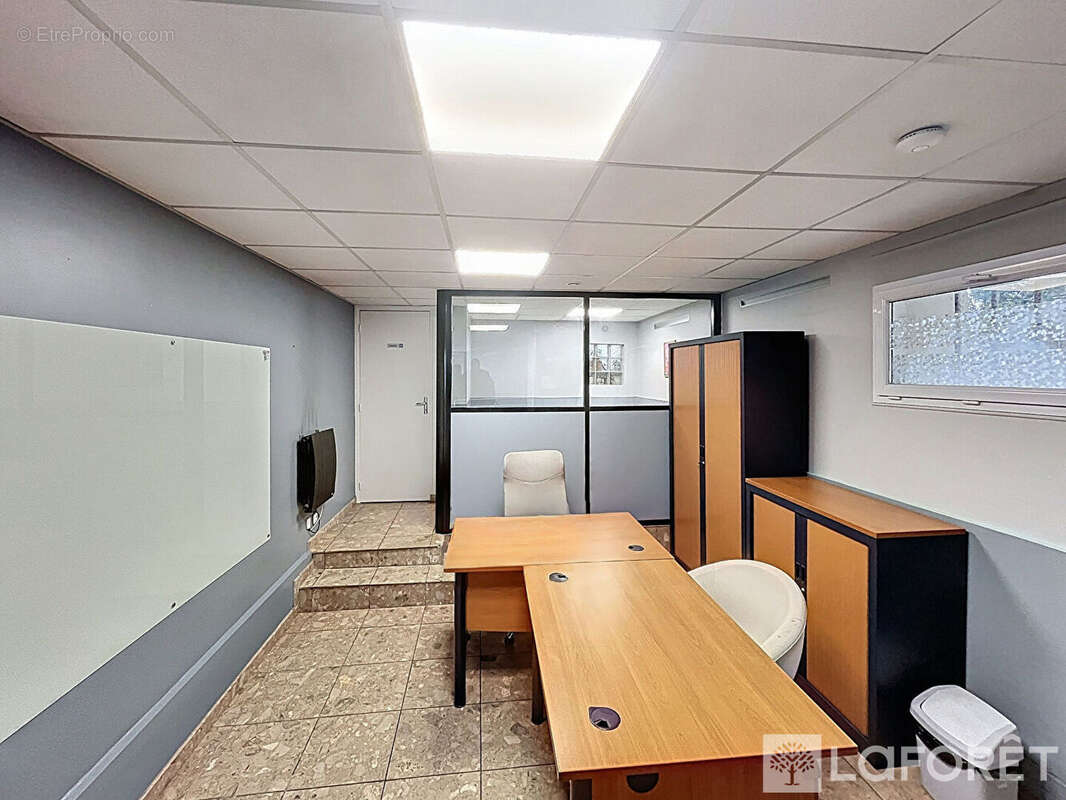 Commerce à SAINT-MICHEL-SUR-ORGE