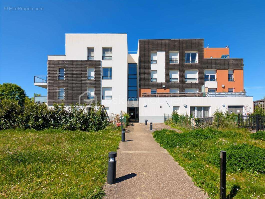 Appartement à MOISSY-CRAMAYEL