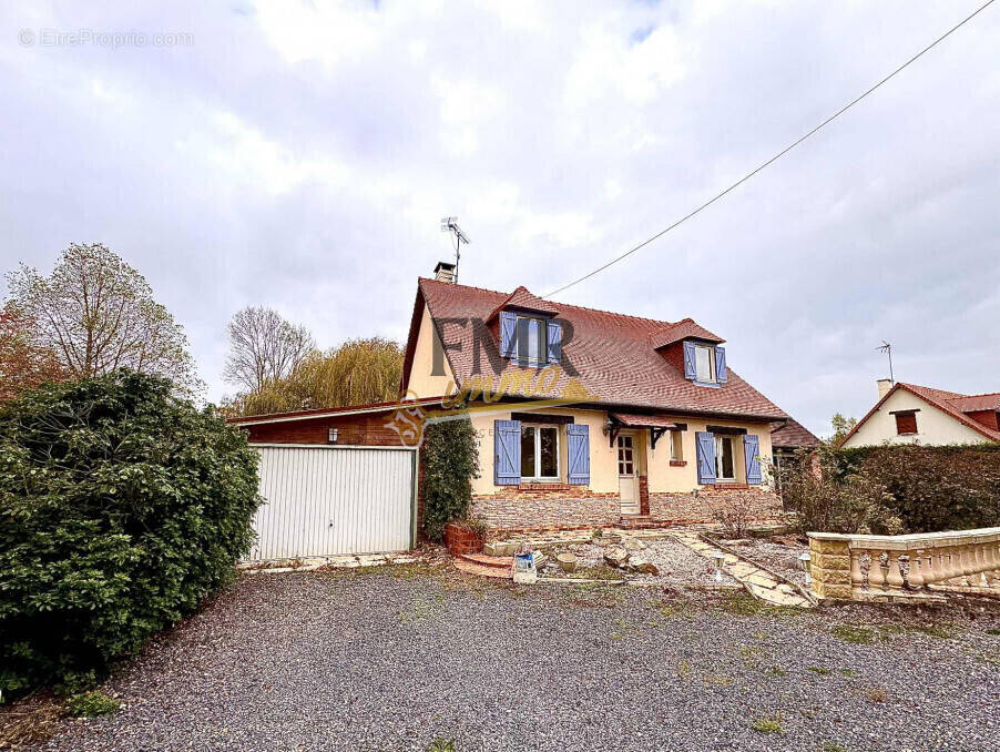 Maison à BIEVILLE-QUETIEVILLE