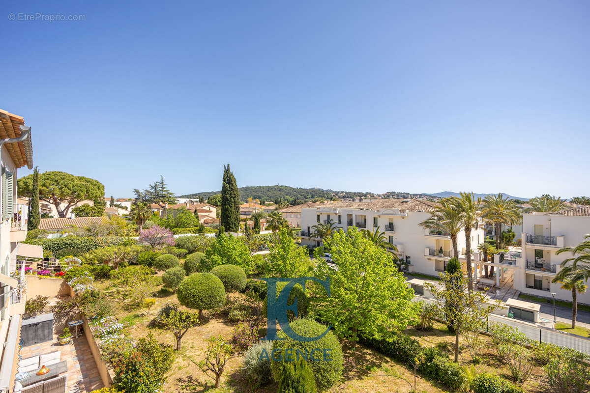 Appartement à SANARY-SUR-MER