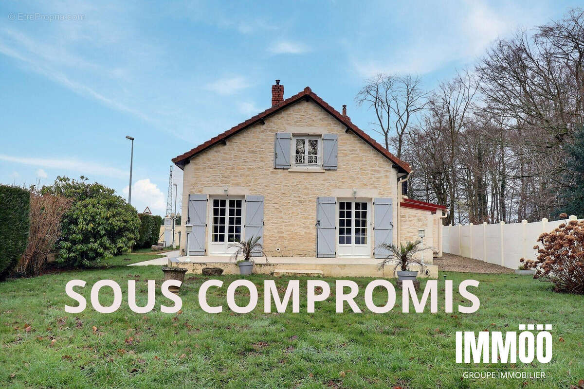 Maison à LA VAUPALIERE