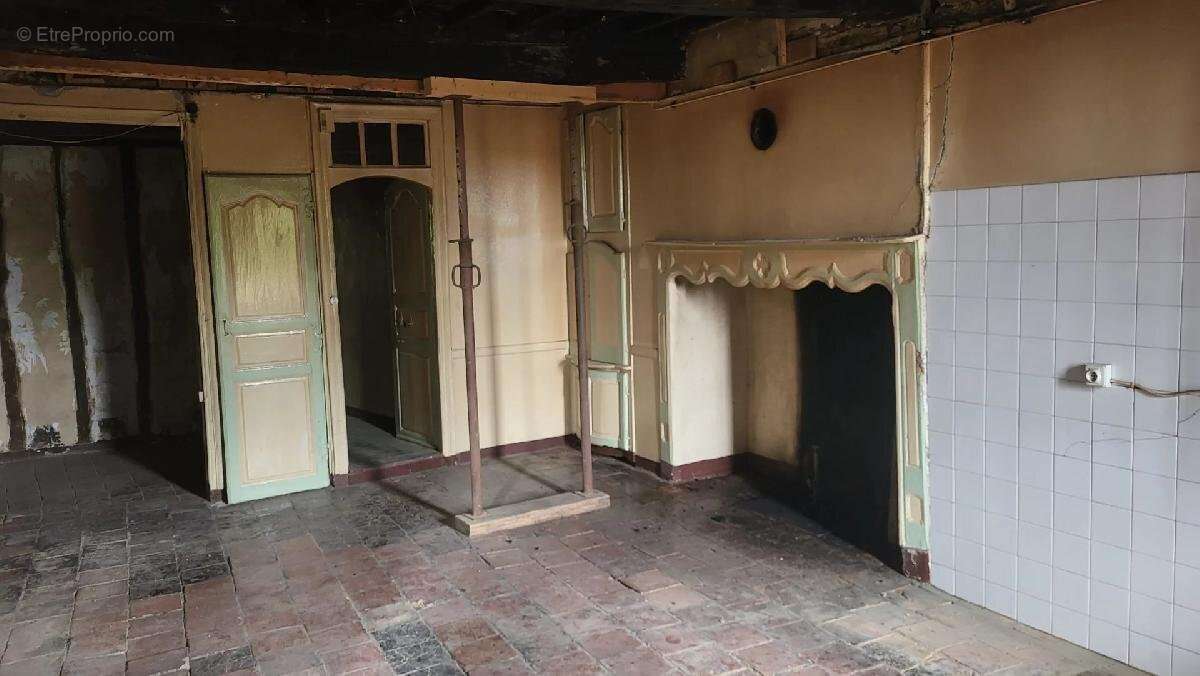 Maison à CASTELNAU-BARBARENS