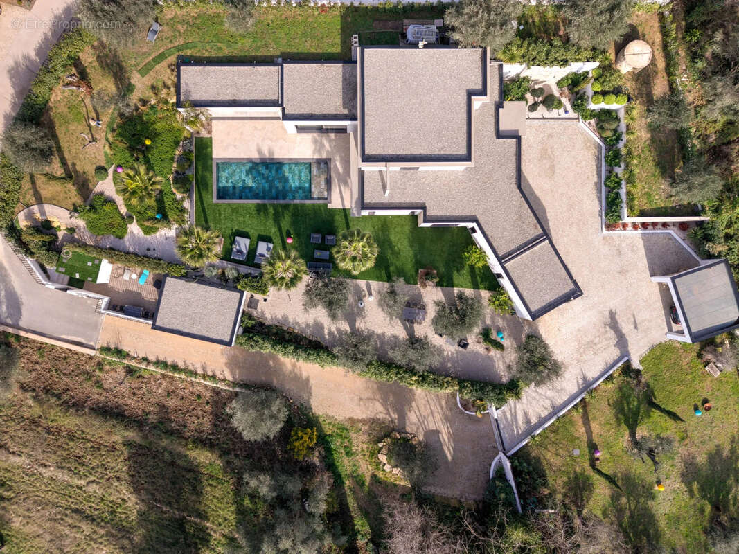 Maison à OPIO