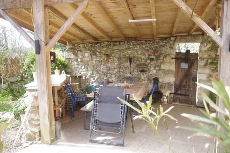 Maison à SAINT-JEAN-POUTGE