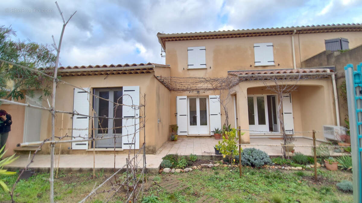 Maison à PONT-SAINT-ESPRIT