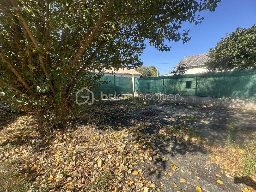 Maison à LES SALLES-DU-GARDON