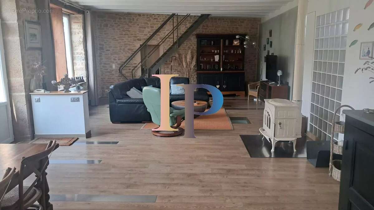 Coeur de ville charolles - photo 9