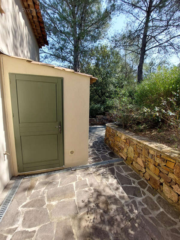 Maison à LA MOTTE
