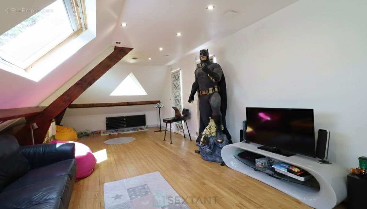 Maison à NOISY-SUR-ECOLE