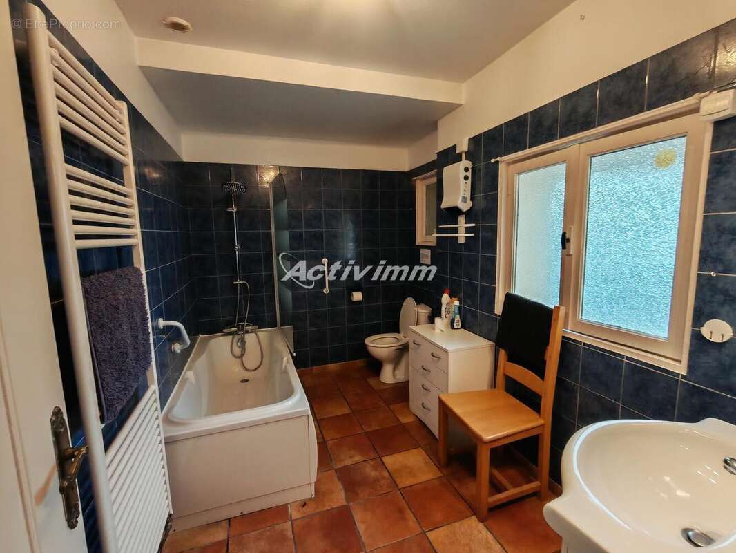 4275 22 - Maison à HESDIN