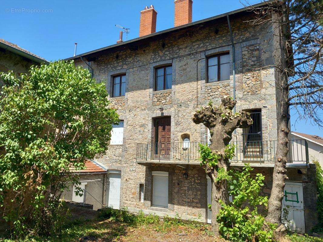 Appartement à DUNIERES