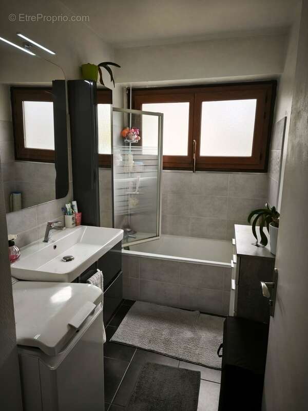 Appartement à LA MOTTE-SERVOLEX