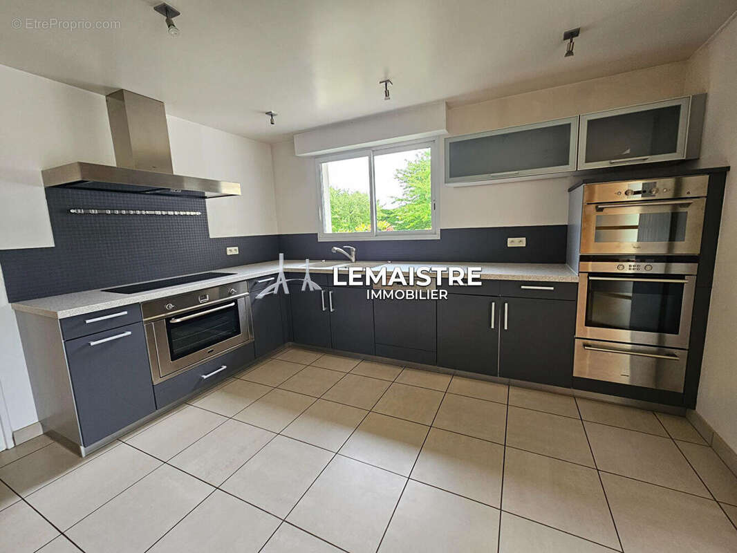 Maison à FONTAINE-LA-MALLET