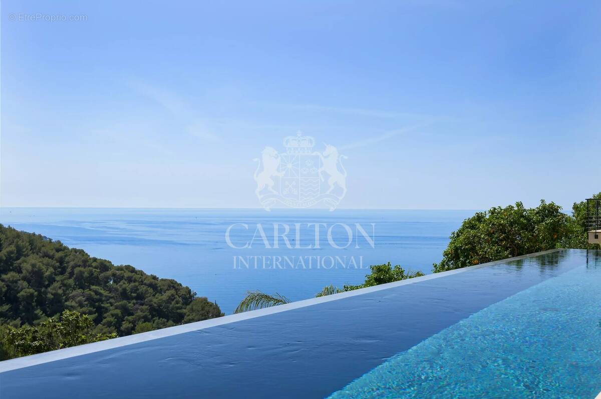 Maison à ROQUEBRUNE-CAP-MARTIN