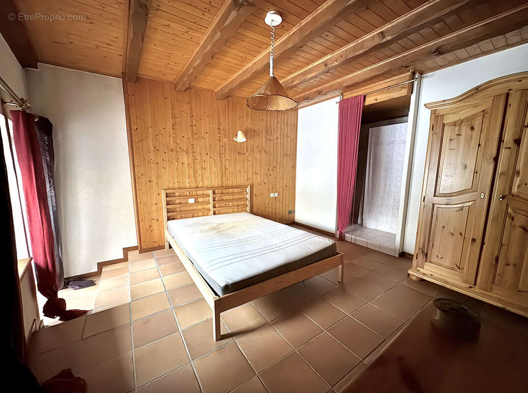 Maison à ALLONZIER-LA-CAILLE