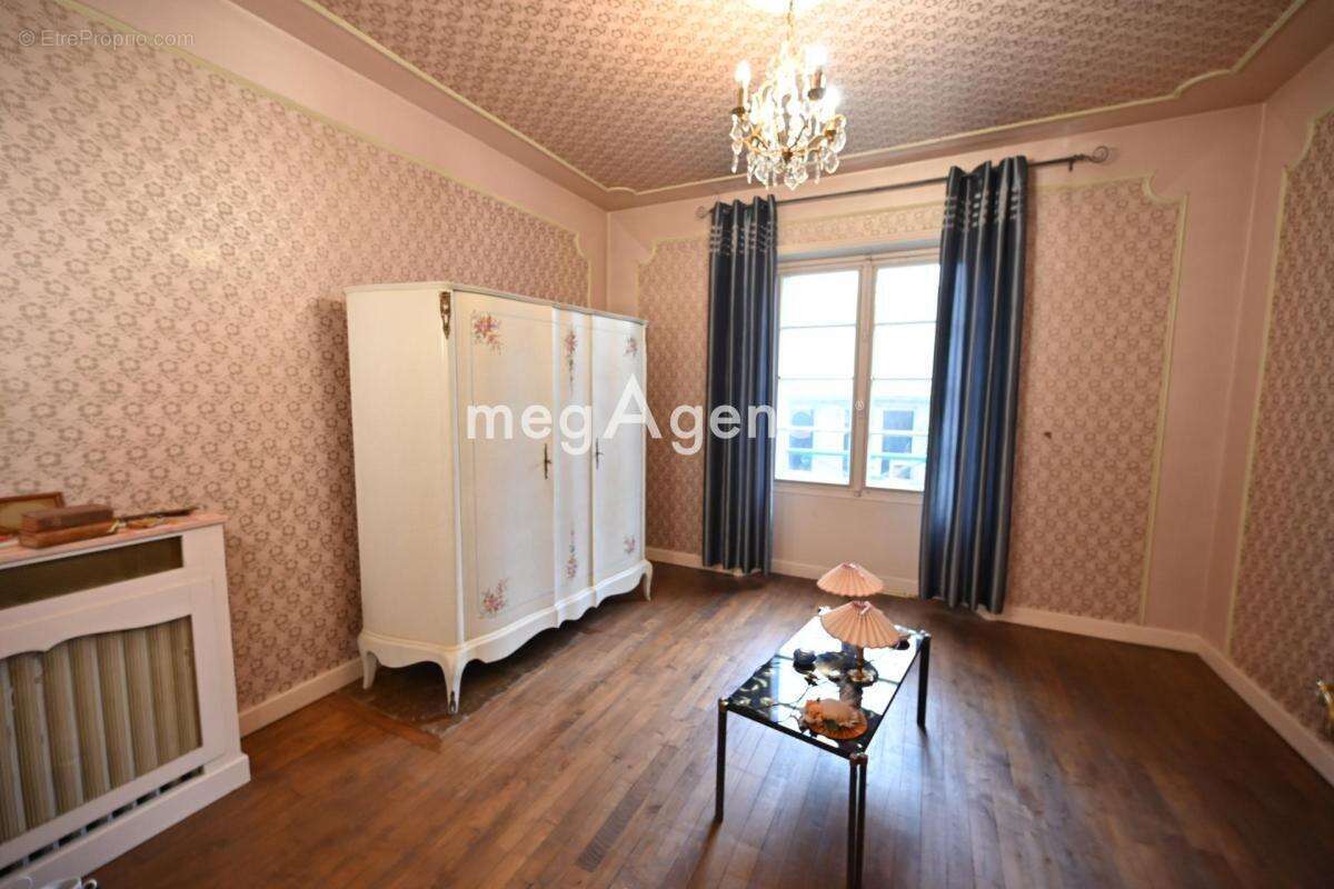 Maison Kervignac 7 pièces 177m² - photo 3