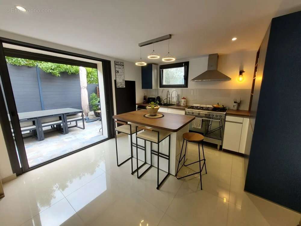 Appartement à MANDELIEU-LA-NAPOULE