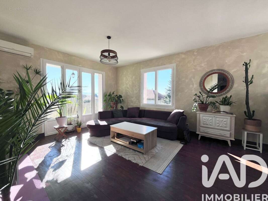 Photo 2 - Appartement à TOURNON-SUR-RHONE