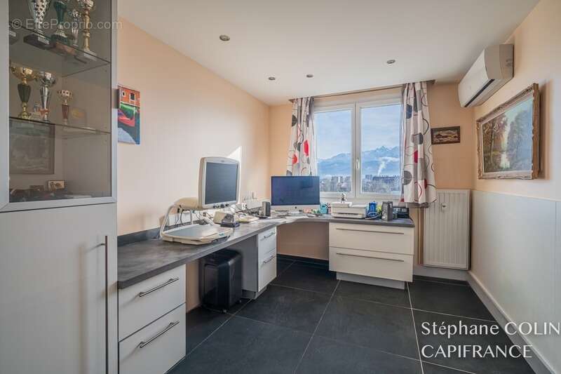 Appartement à SEYSSINET-PARISET