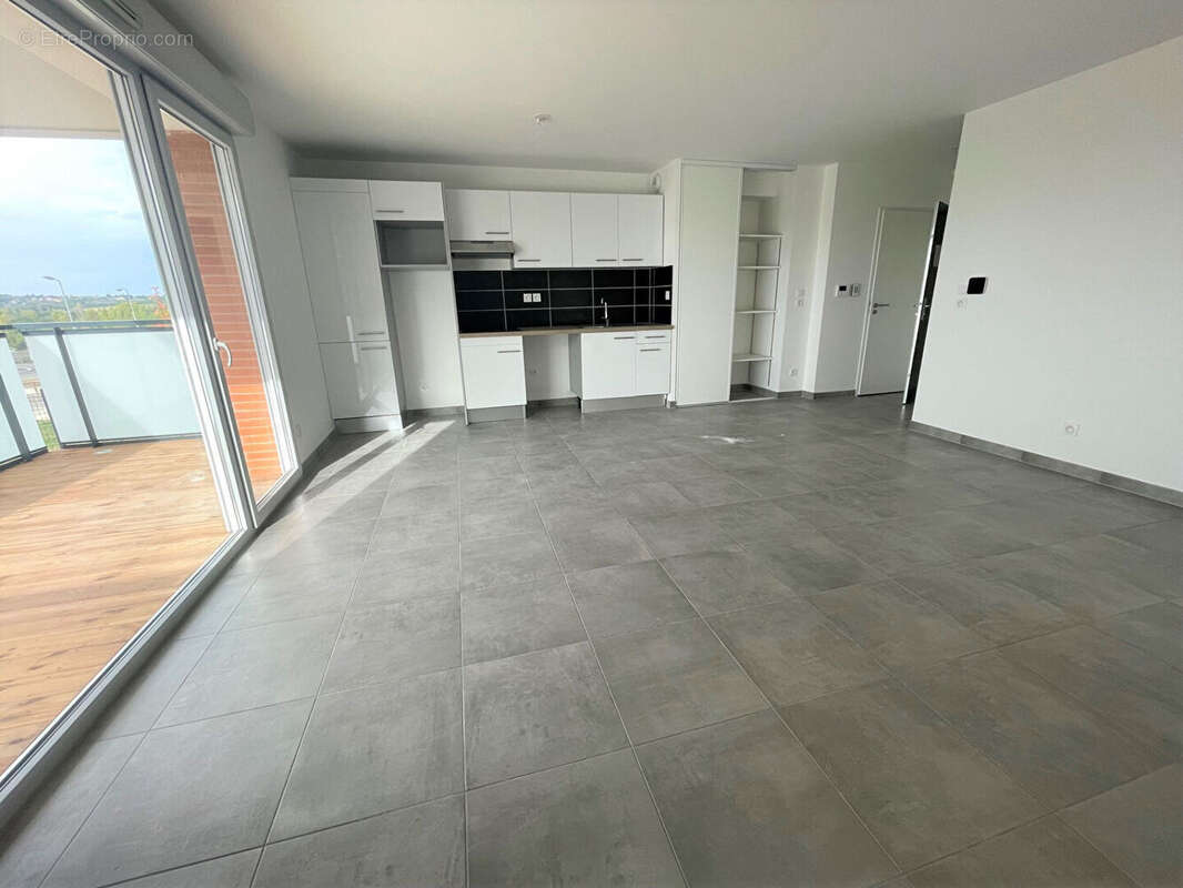 Appartement à MONTRABE