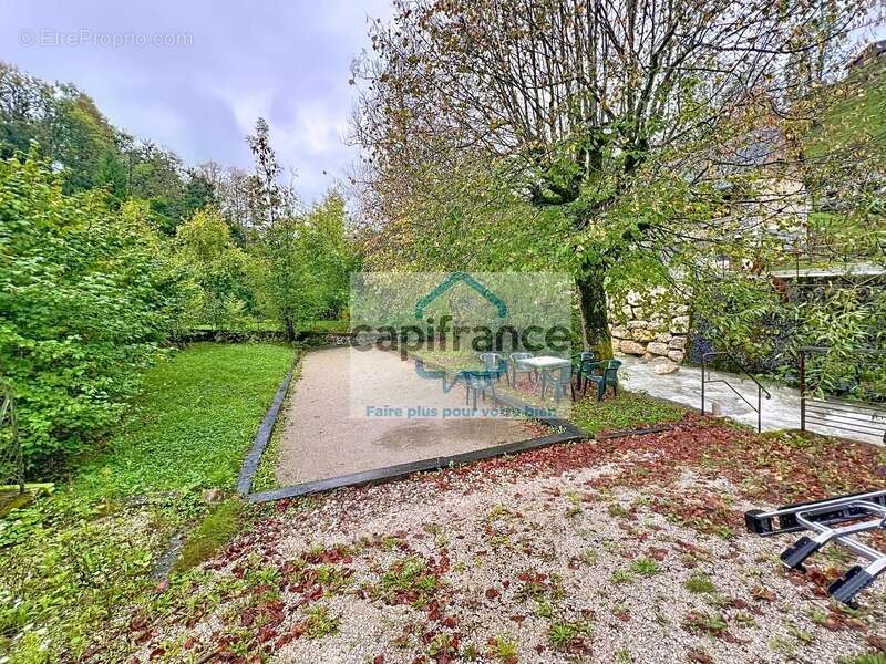 Commerce à SAINT-PIERRE-D&#039;ENTREMONT