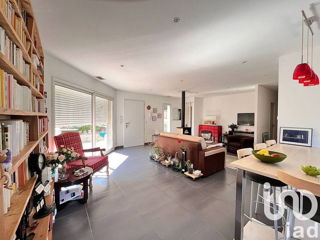 Photo 1 - Maison à REYNES