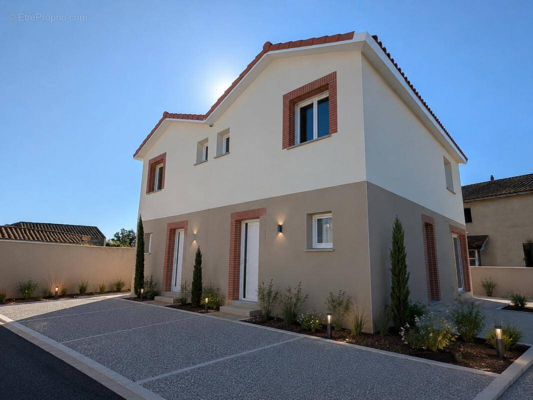 Maison à SAINT-JORY