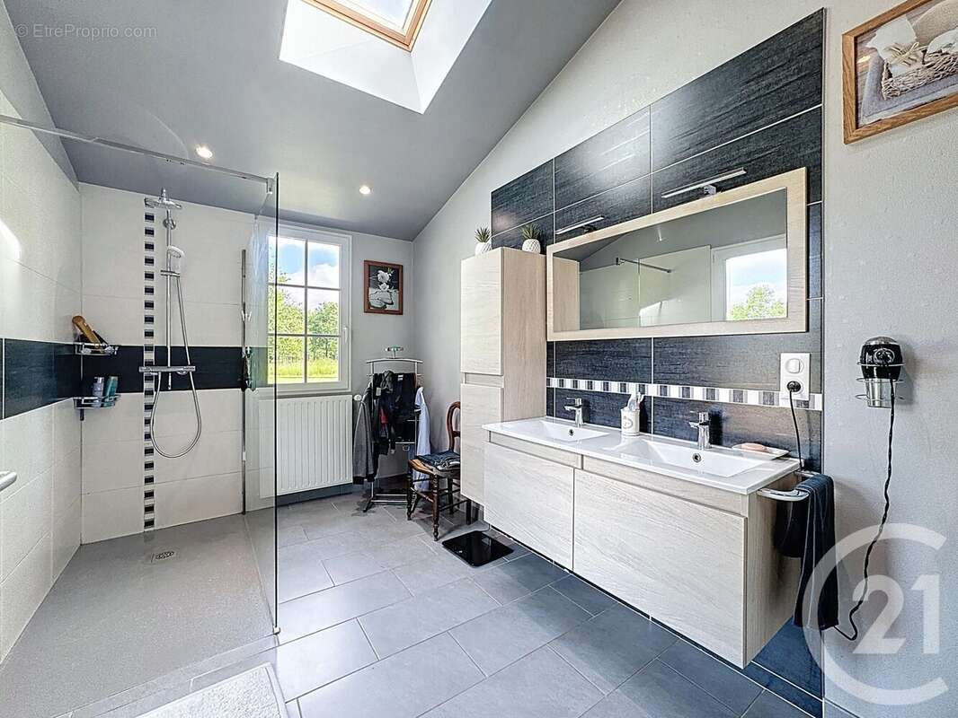 Maison à LA FERTE-SAINT-AUBIN