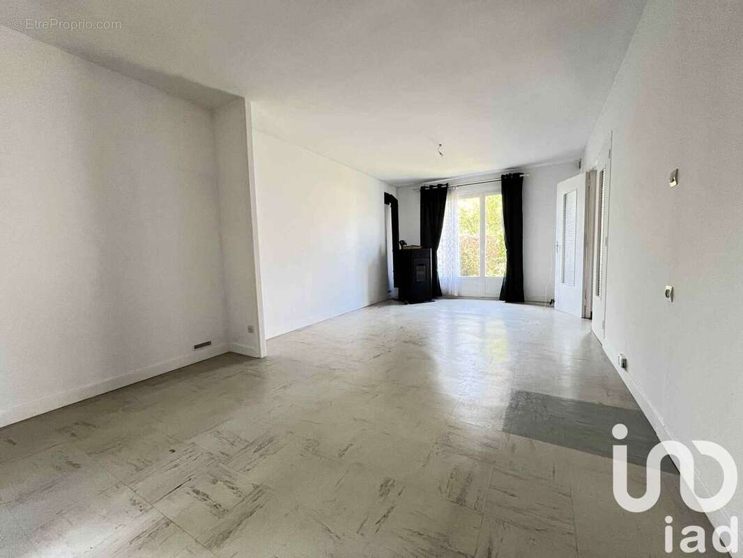 Photo 2 - Maison à NOYON