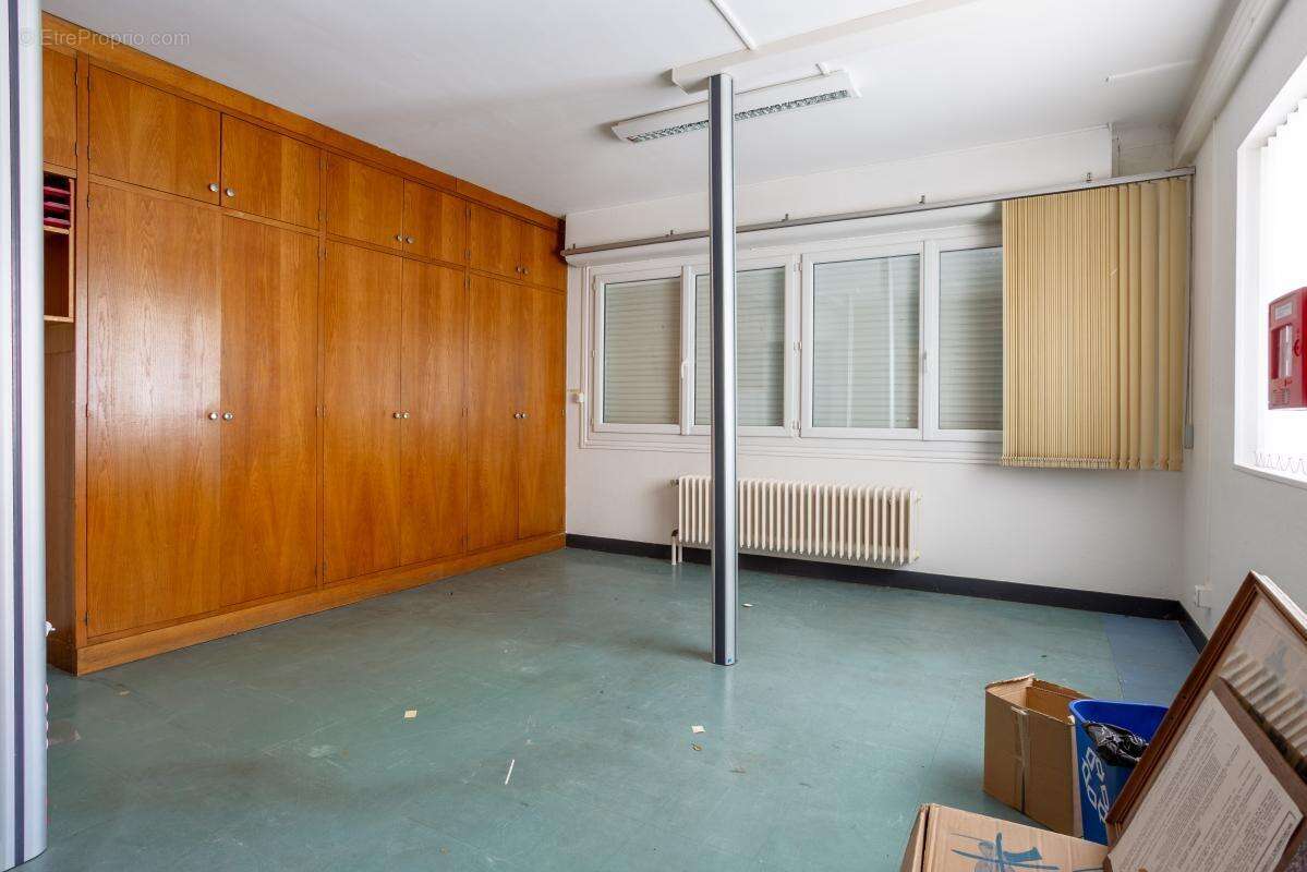 Immeuble de bureau - 486 m² - Bayeux (14) - photo 10