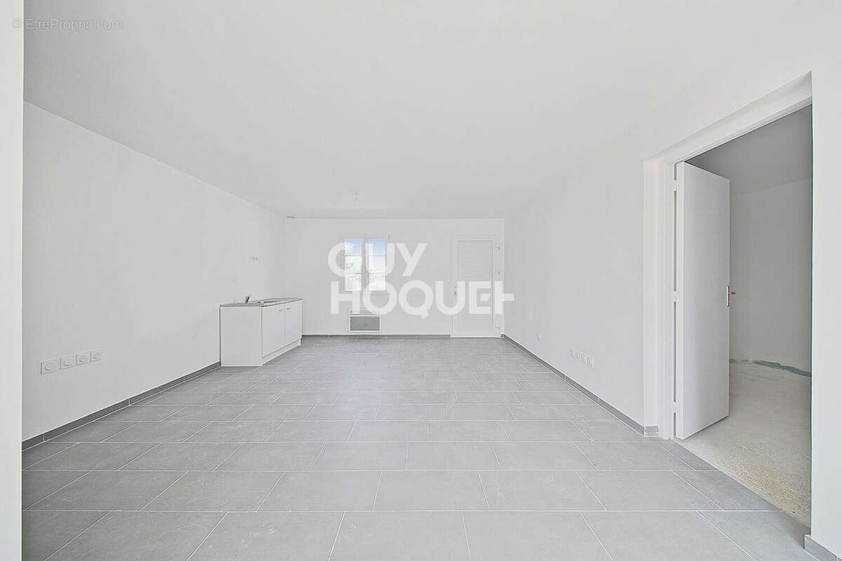 Maison à FONTENAY-TRESIGNY