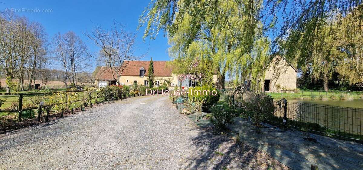 Maison à SAINT-JEAN-DES-ECHELLES