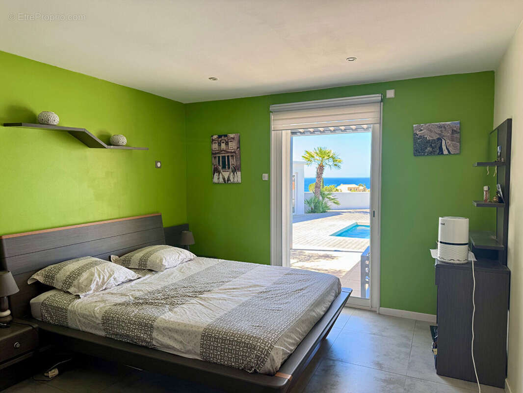 Maison à SAUSSET-LES-PINS