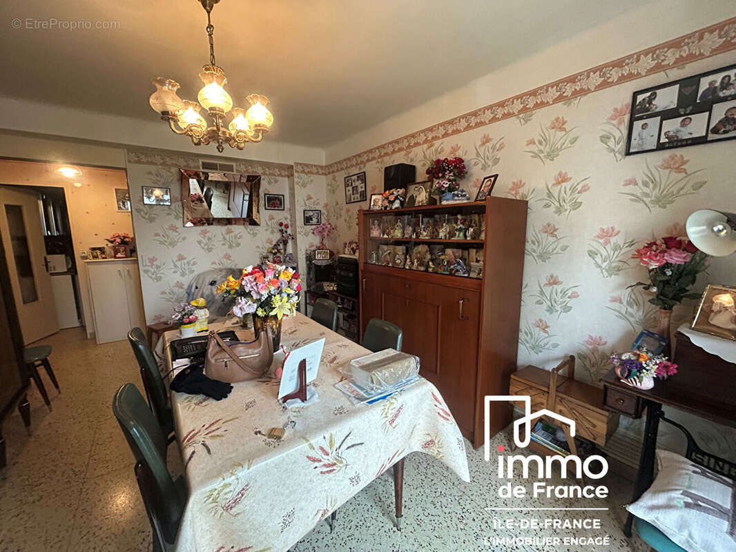 Appartement à CHOISY-LE-ROI