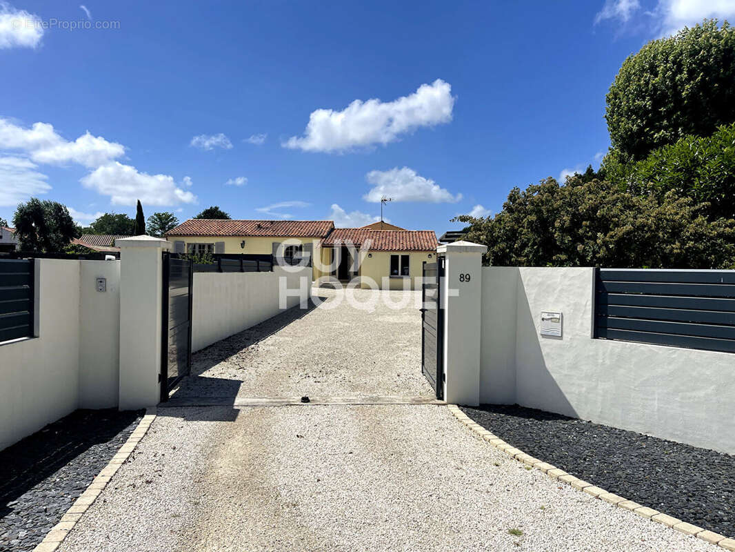 Coup de coeur : Villa 4 chambres sur 839 m² à Challans - photo 2