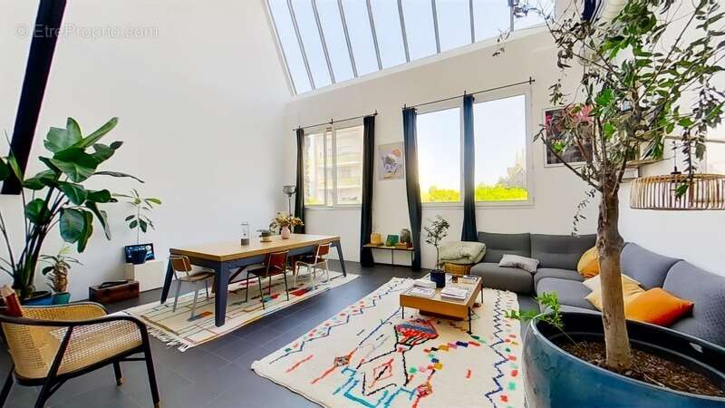 Appartement à SAINT-DENIS