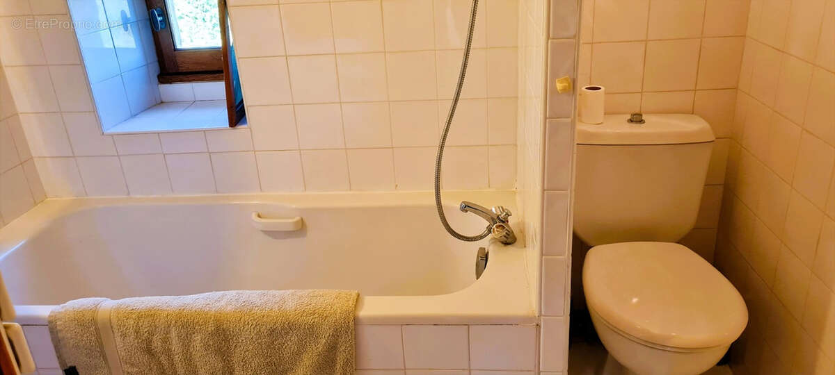 Maison à BOISSET-ET-GAUJAC