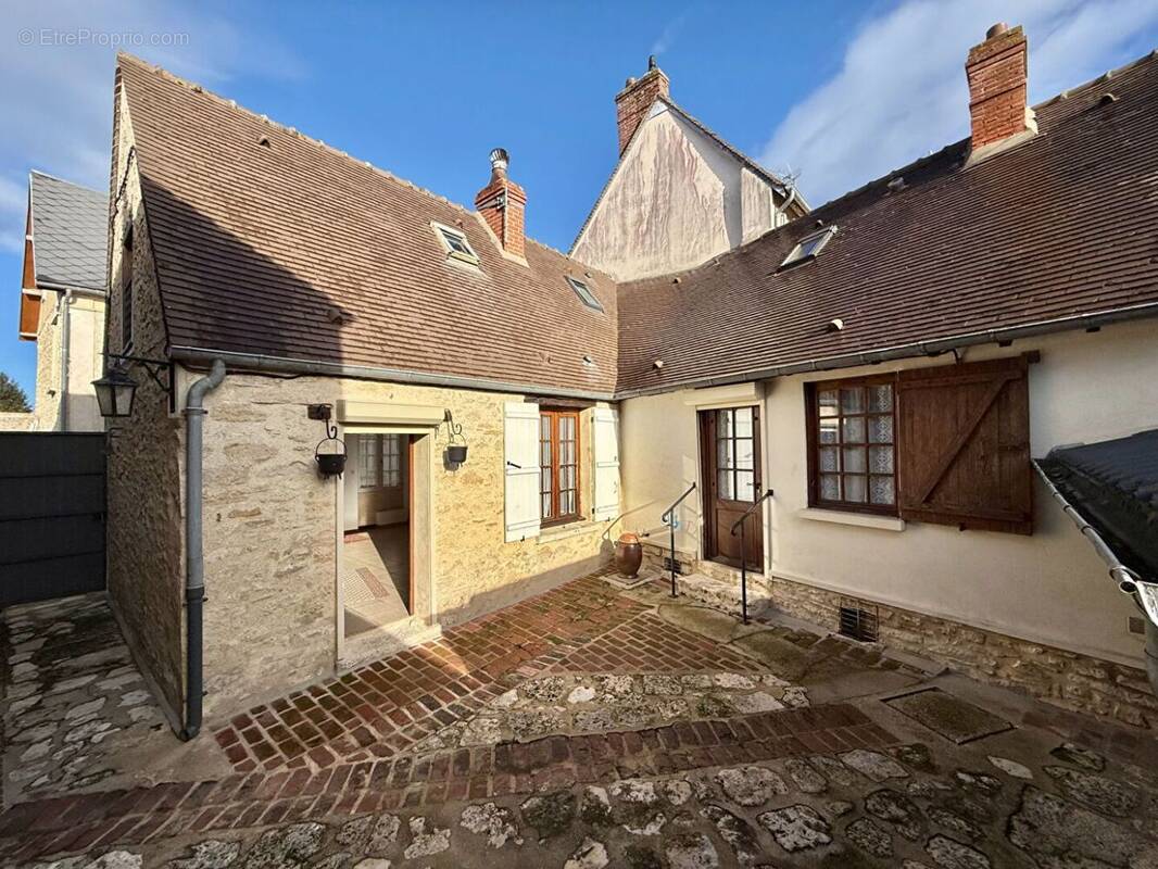 58274079a.jpg - Maison à CHAUMONT-EN-VEXIN