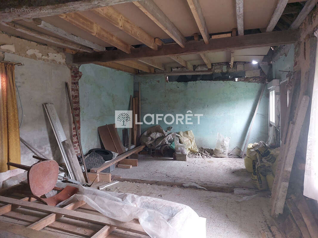 Maison à VACQUERIE-LE-BOUCQ