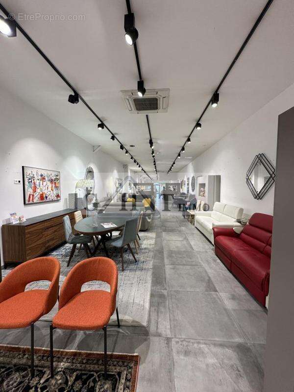 Commerce à CLAYE-SOUILLY