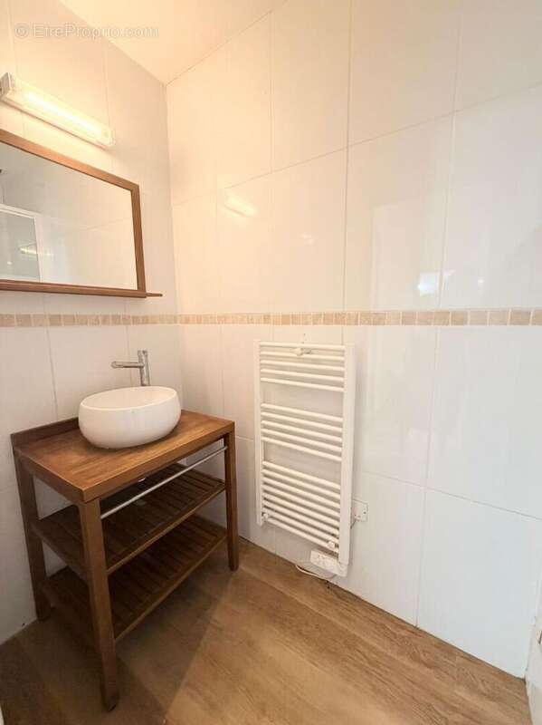 Appartement T3 proche des Halles avec terrasse - photo 13