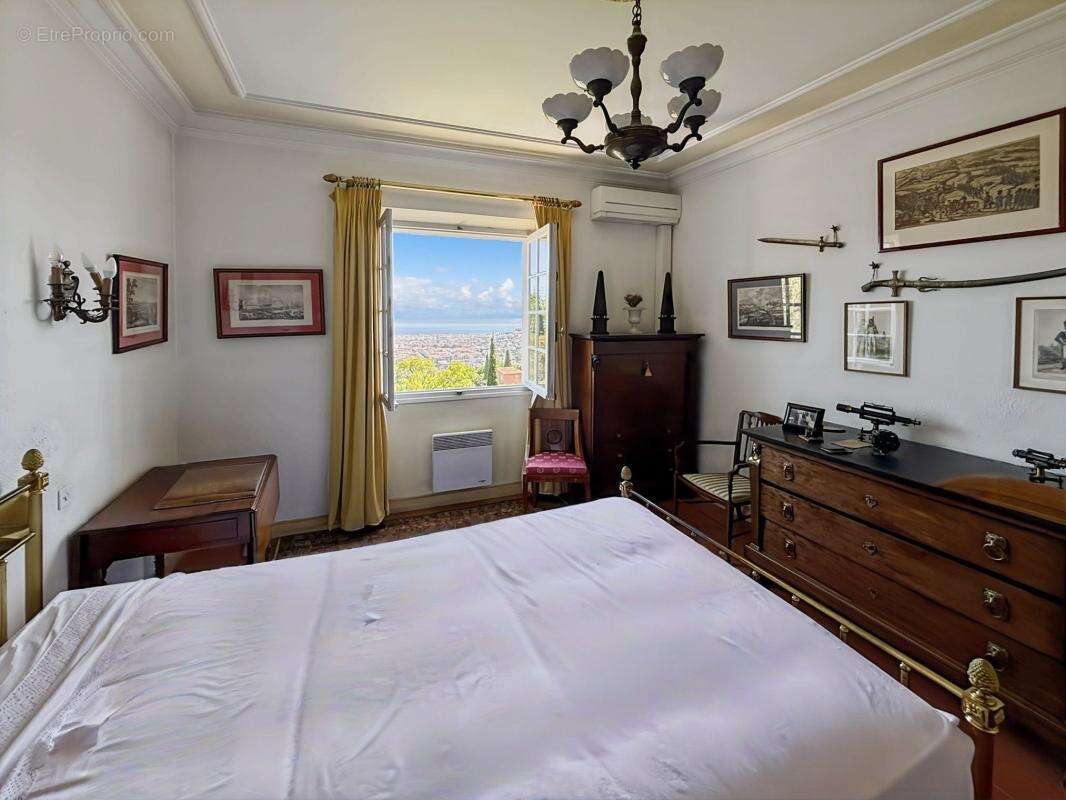Nice gairaut – villa provençale avec vue mer, piscine, terrain de 2 000 m² et garage de 100 m² - photo 16