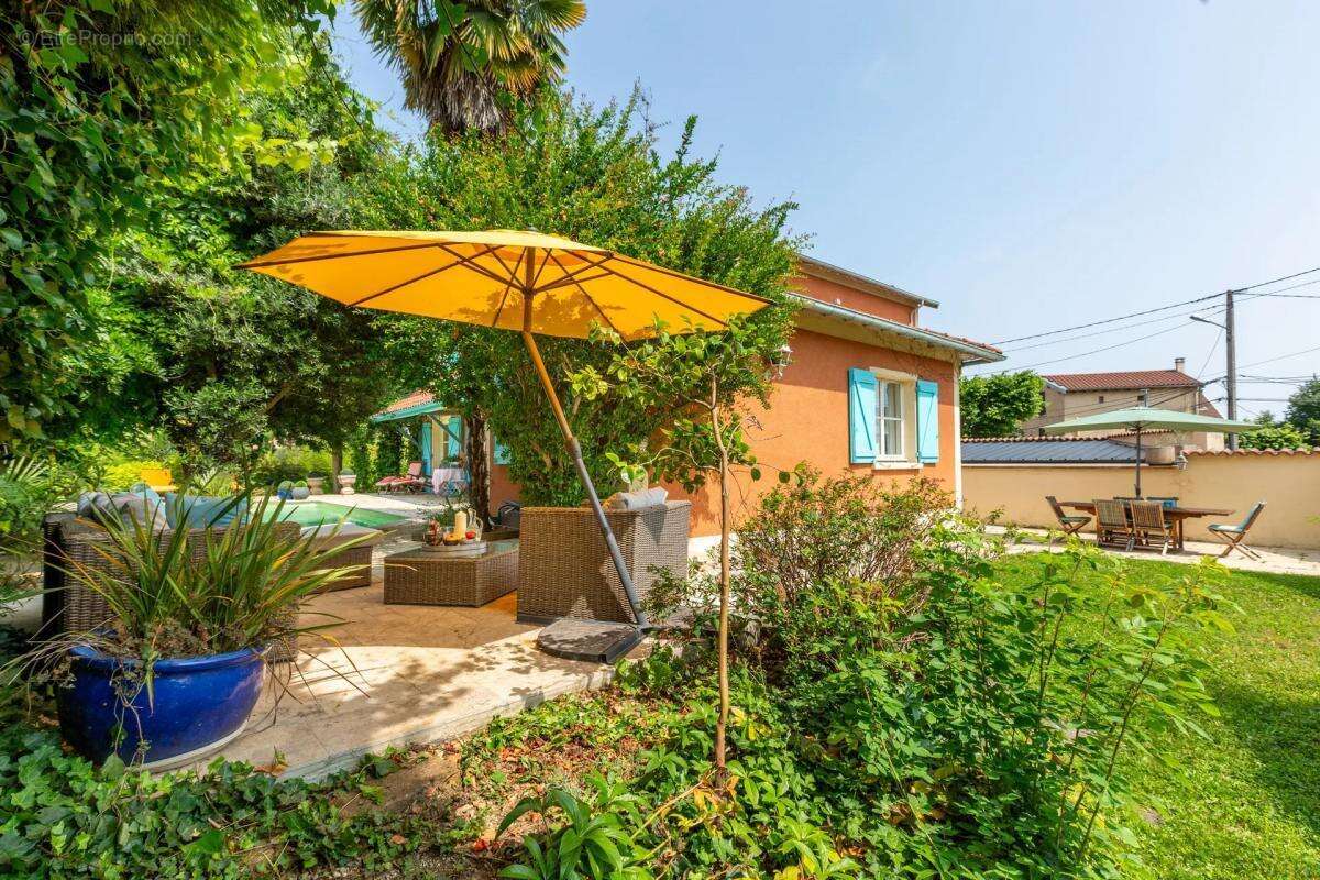 Maison à VILLEFRANCHE-SUR-SAONE