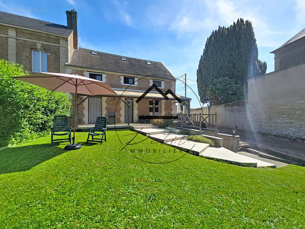 Maison à MOUY