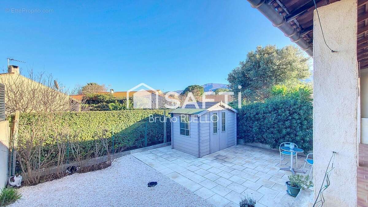 Photo 6 - Maison à MONTESQUIEU-DES-ALBERES