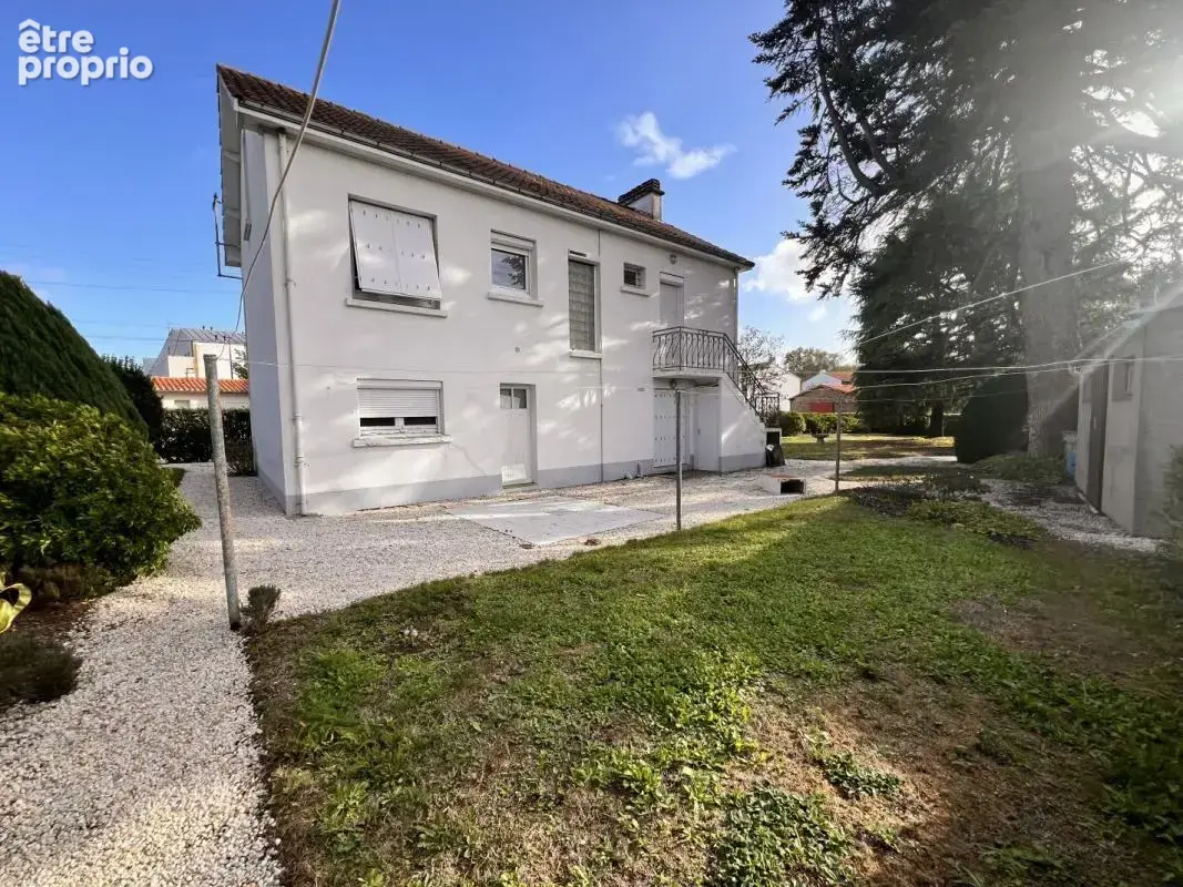 Maison 5 pièces 140 m² à vendre à Haute-Goulaine (44115) - photo 2